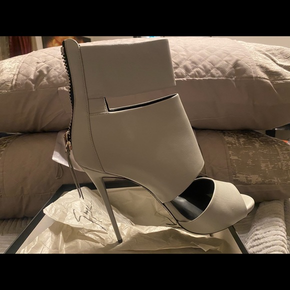 Giuseppe Zanotti Angel boots - Picture 10 of 11